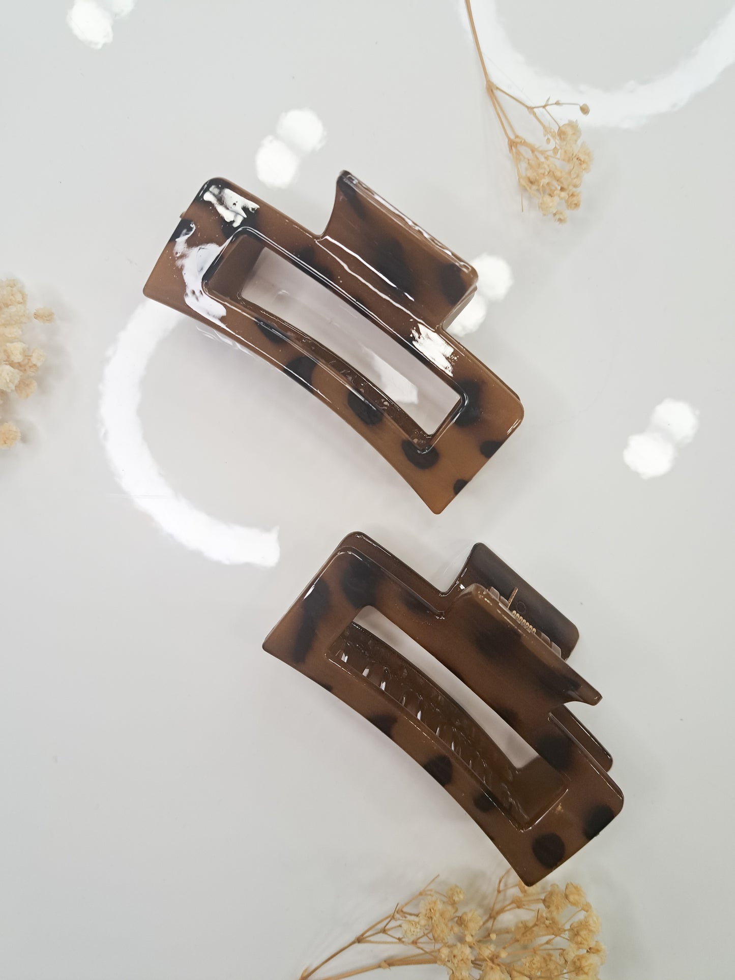 Haarspange in Schildpatt-Optik – stilvolle Haarklammer für elegantes Styling