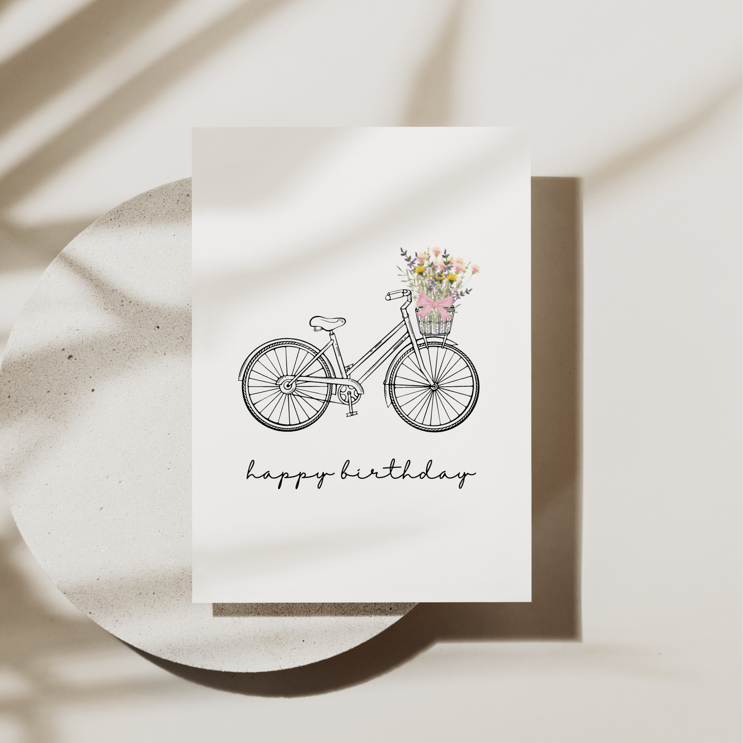 Postkarte „Happy Birthday“ – Fahrrad mit Blumen