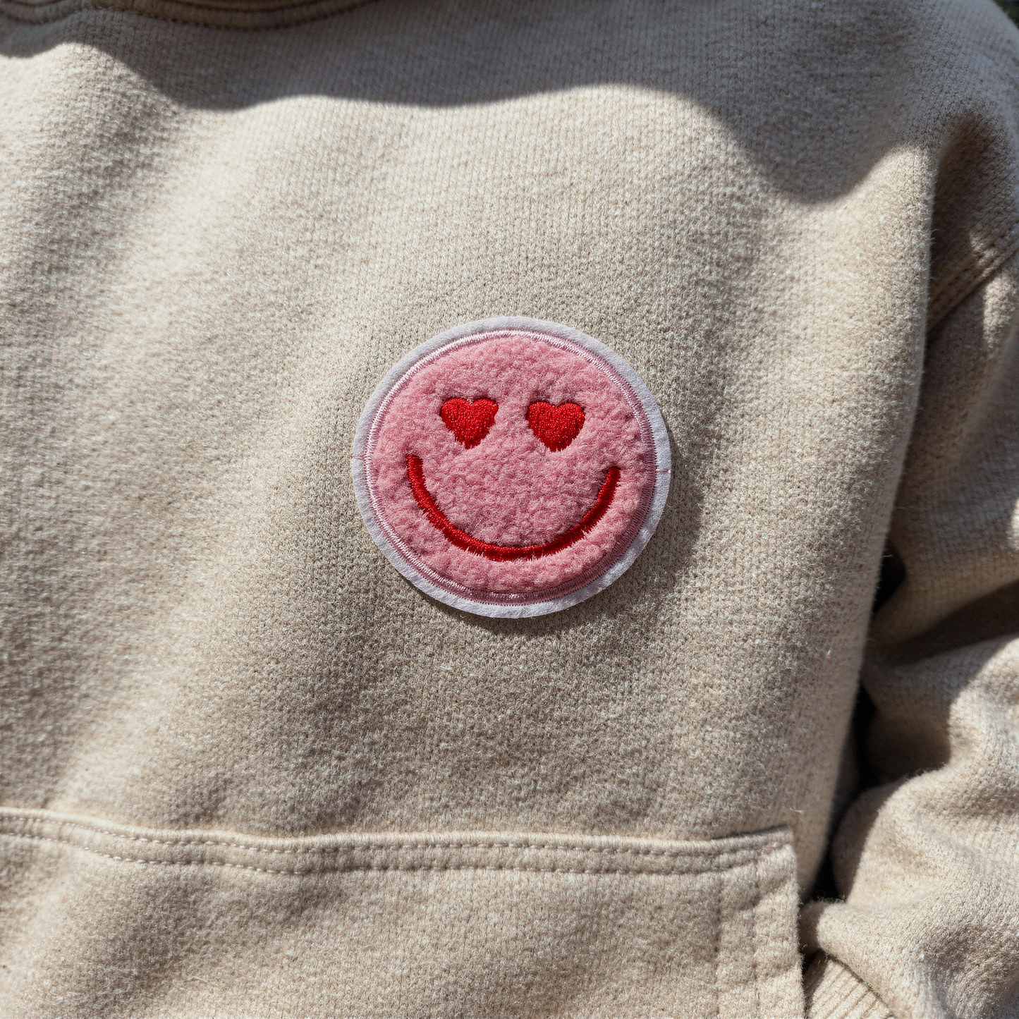 Smiley Herzaugen Patch – Süßer Aufbügel Aufnäher