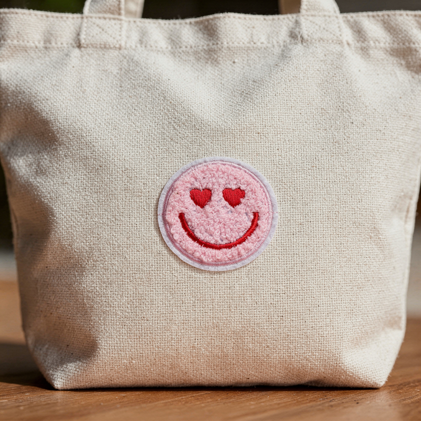 Smiley Herzaugen Patch – Süßer Aufbügel Aufnäher