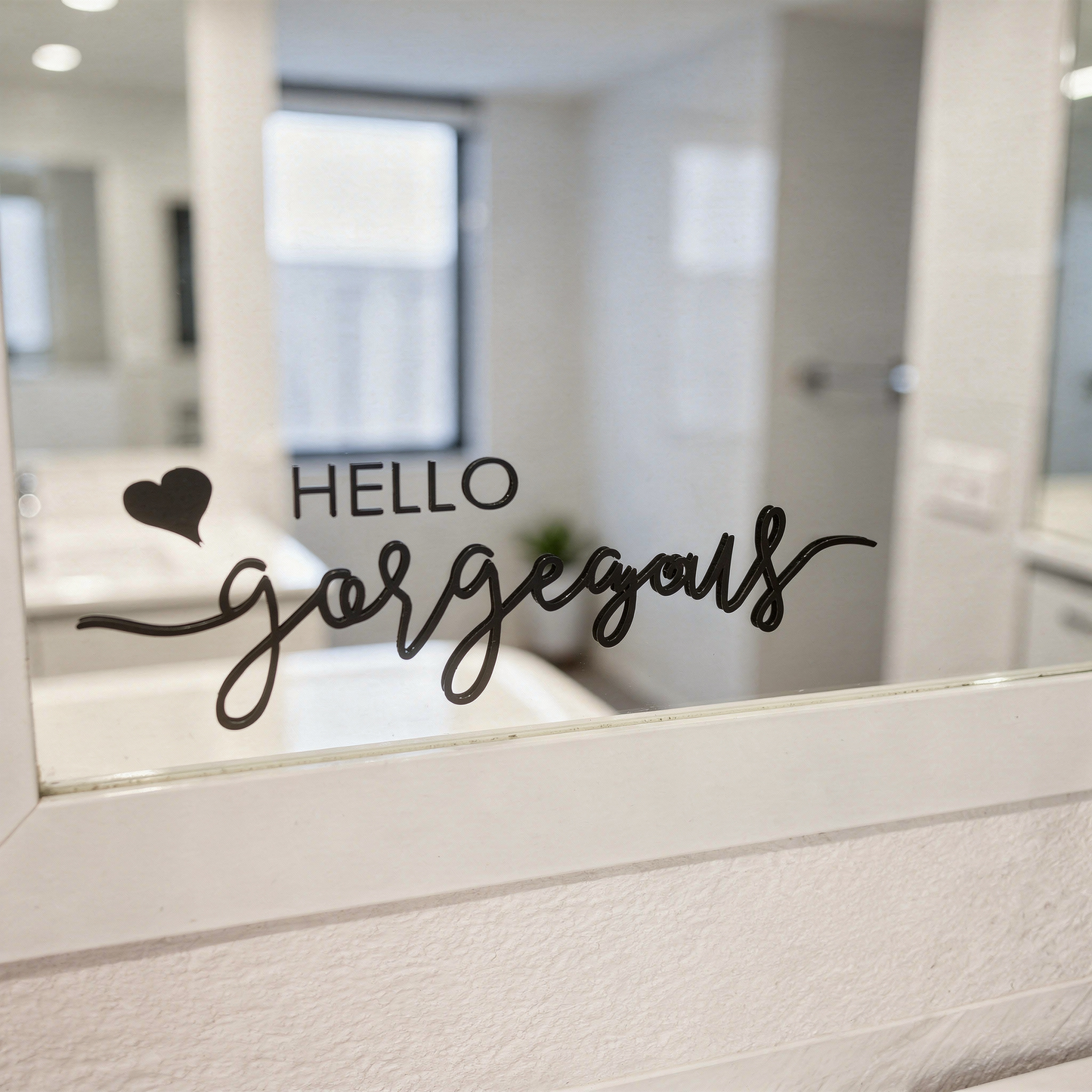 Spiegelaufkleber „Hello Gorgeous“